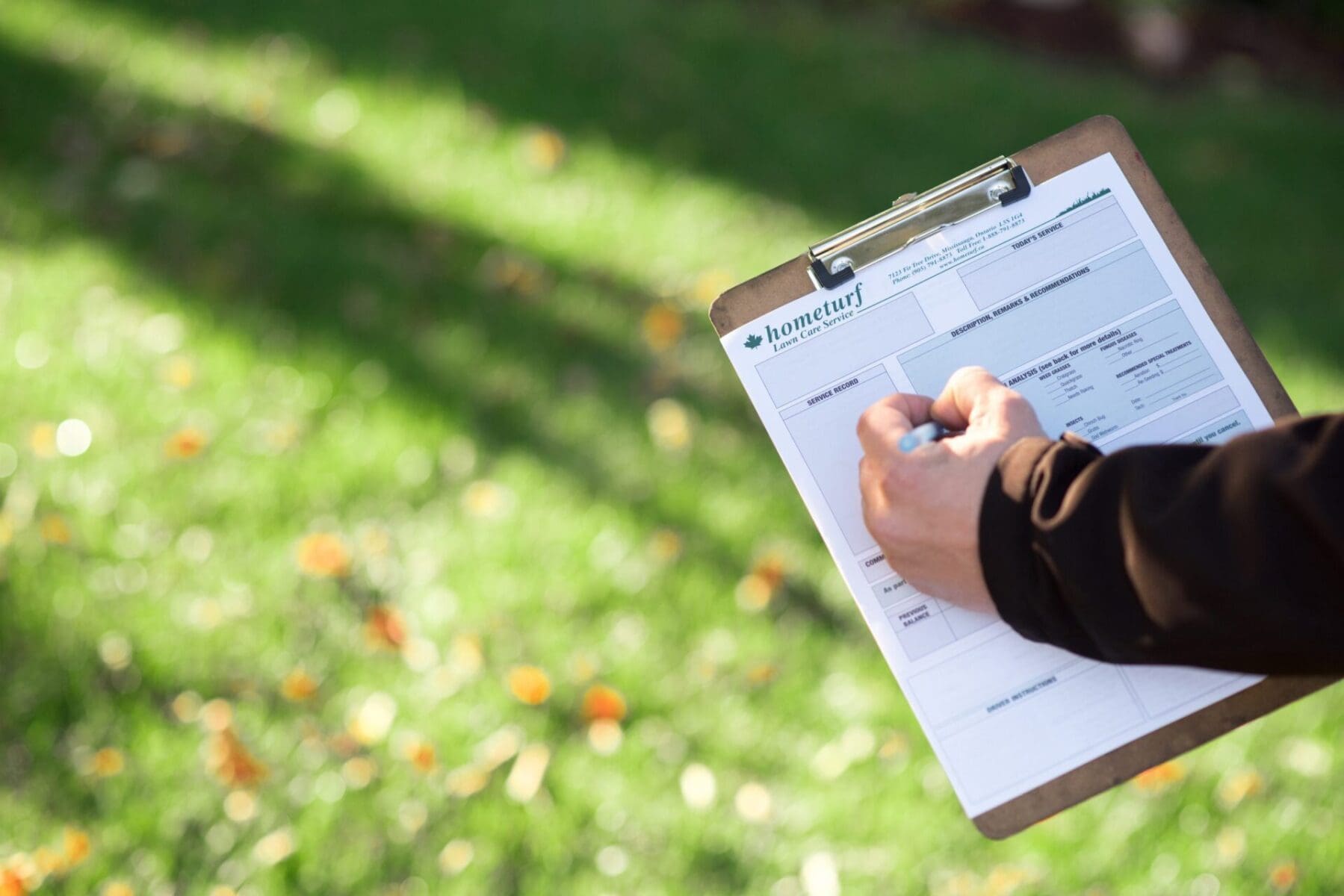 Read more about the article The Ultimate Spring Cleaning Checklist for Your Lawn
